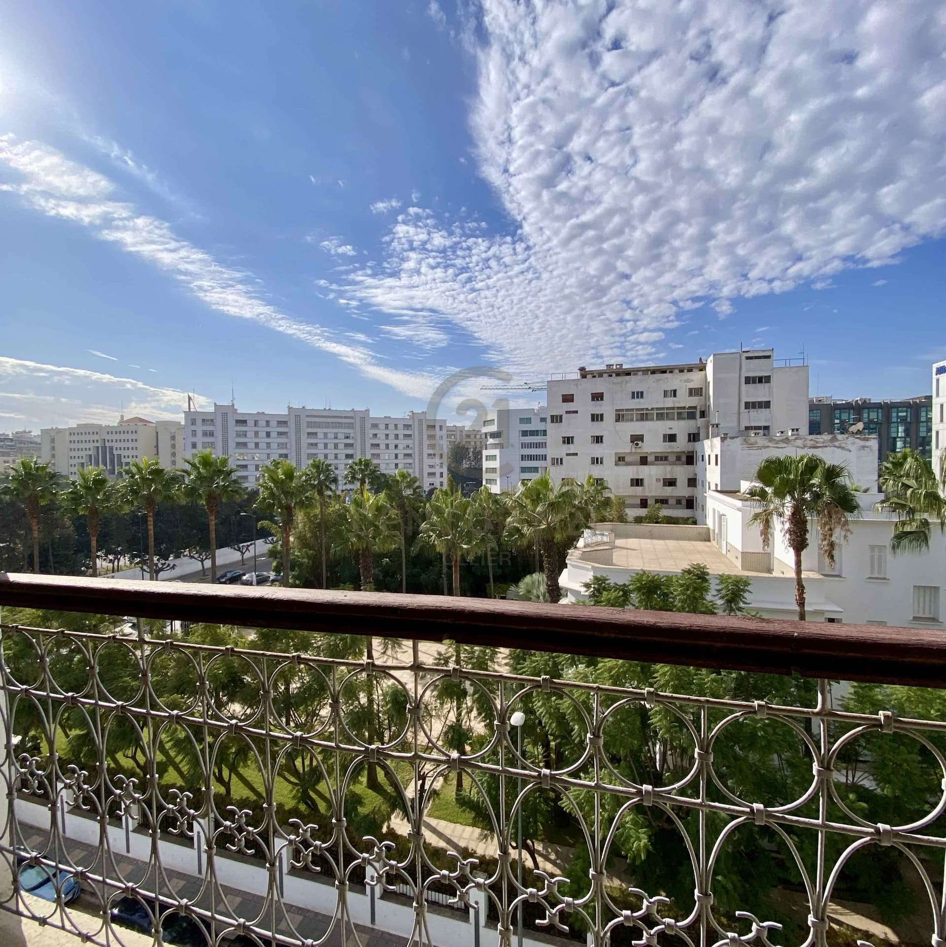 Main property image
