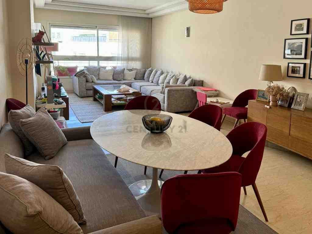Main property image