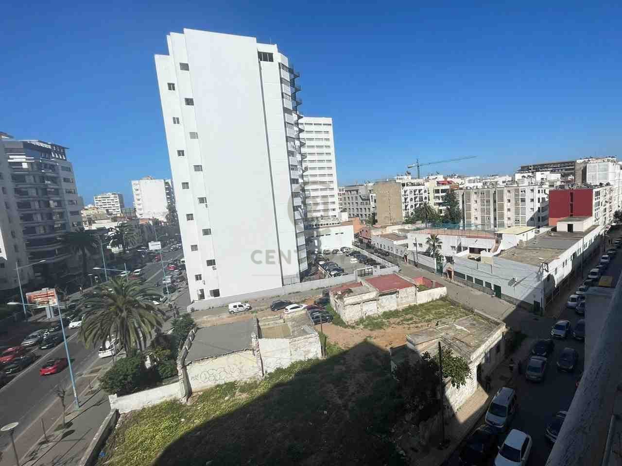 A VENDRE - APPARTEMET  SUR BD D'ANFA