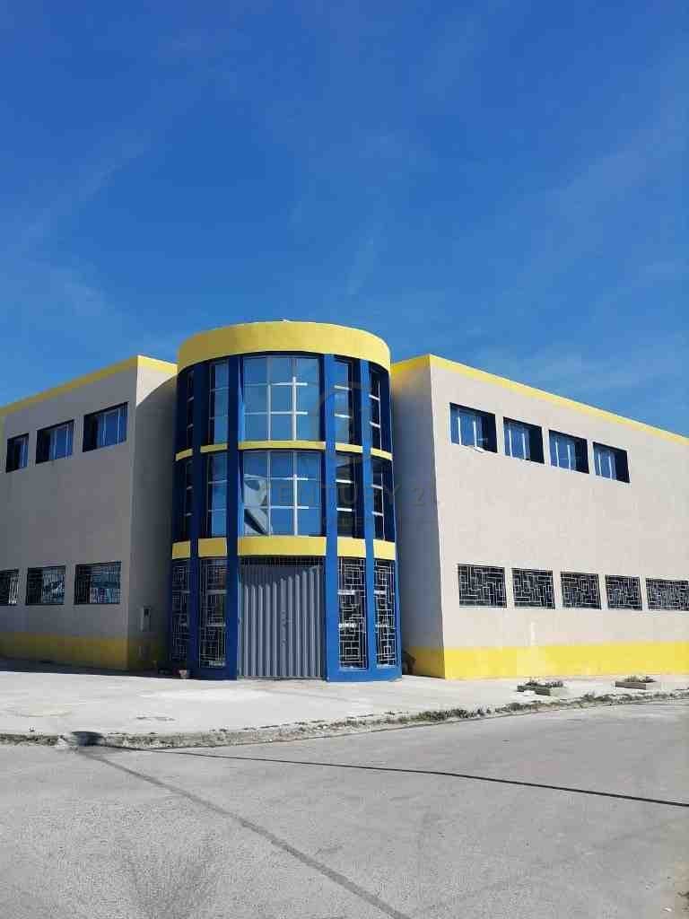 Main property image