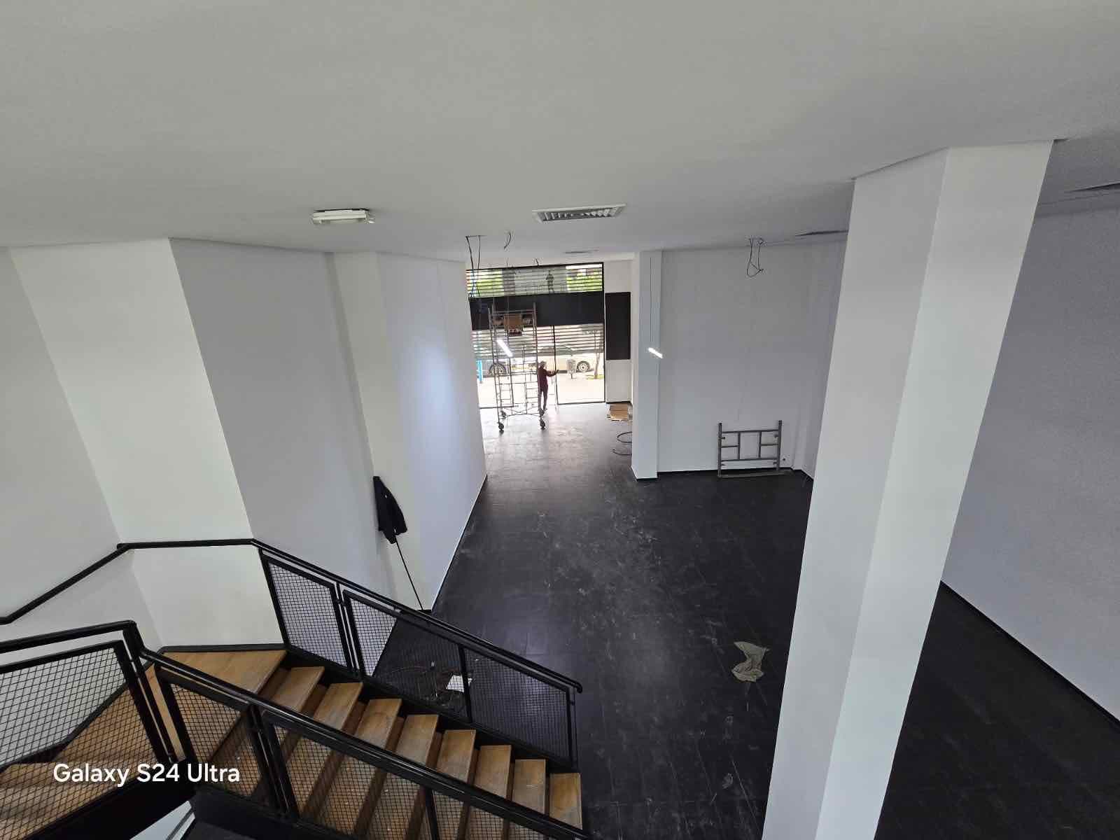 Main property image